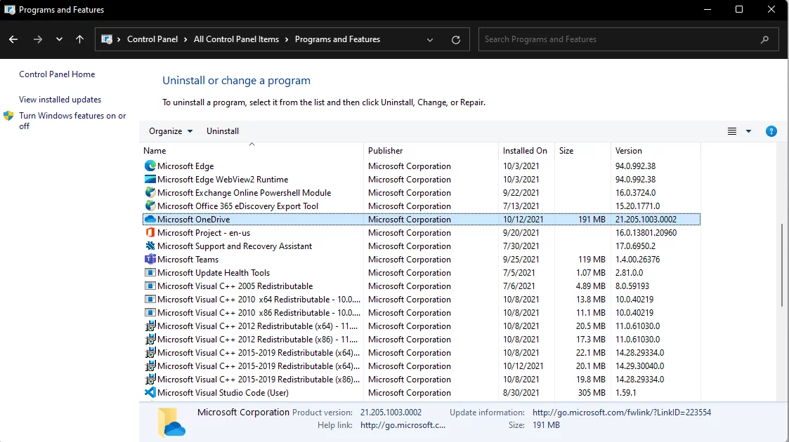 Infographic shows the Uninstall OneDrive and try installing it again.